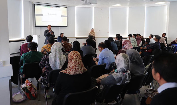 Mahasiswa Doktoral Indonesia di UK Dituntut Berkolaborasi Selesaikan Masalah Multidimensi