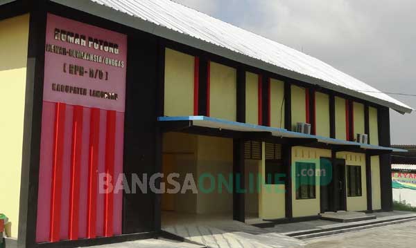 Pasar Sudah Jadi, Disnak Lamongan malah Kesulitan Pindahkan Pedagang
