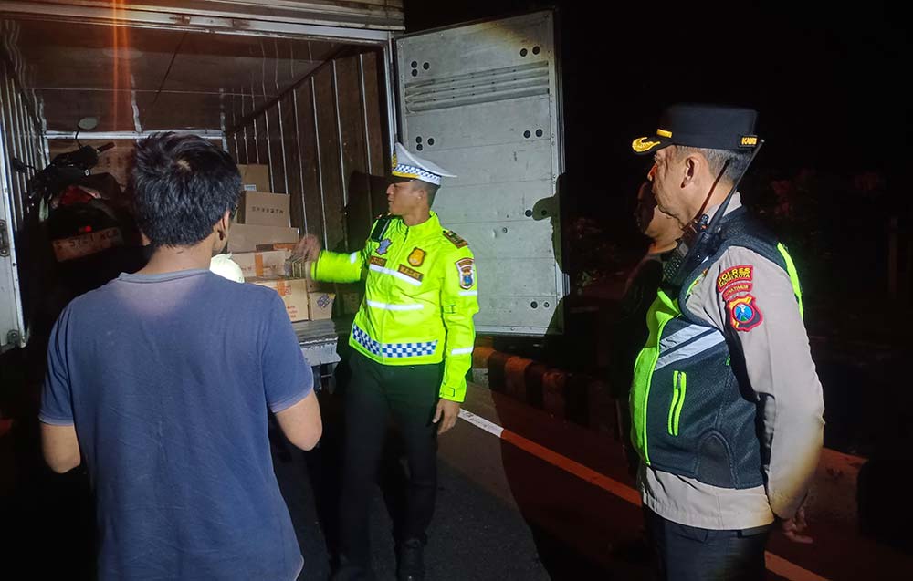 Operasi Gabungan, Petugas Polres Kediri Kota Temukan Pengendara yang Terpengaruh Alkohol