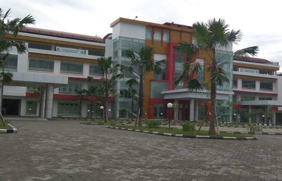 RSUD Gambiran 2 diperkirakan baru bisa beroperasi bulan Agustus.