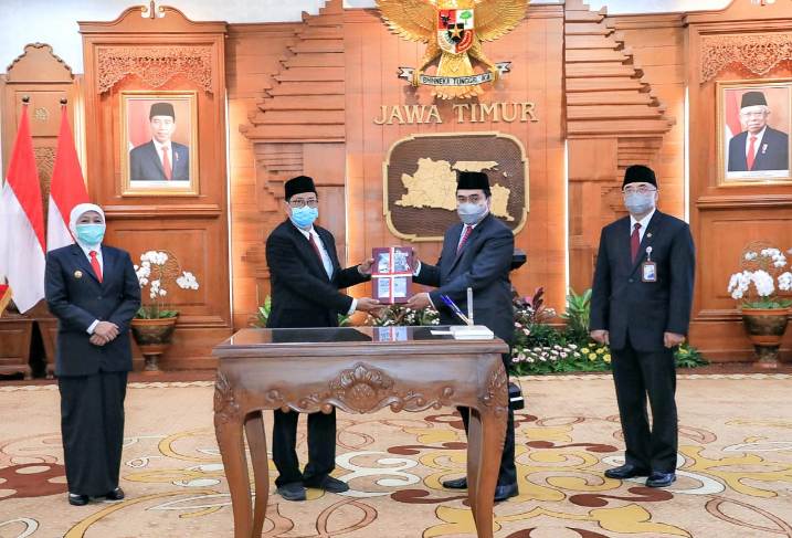 Heru Purwaka Jabat Kepala Kanreg II BKN, Khofifah Minta Inovasi Digitalisasi Percepatan Pelayanan