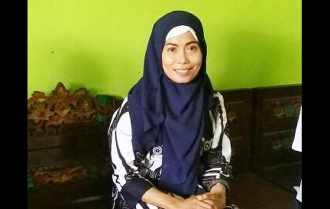 Bendahara Dewan Pendidikan Kabupaten Tuban, Ratna Handayani.