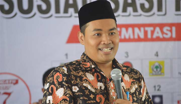 Makmun, Komisioner KPU Gresik Divisi SDM dan Parmas.