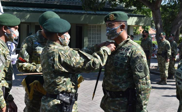 Danbrigif Para Raider 18/Trisula Kolonel Inf Ahmad Hadi Al Jufri memimpin langsung upacara Sertijab Danyonif Para Raider 501/BY.