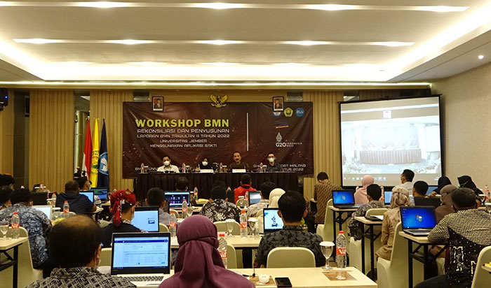 Suasana Workshop BMN yang digelar Universitas Jember.