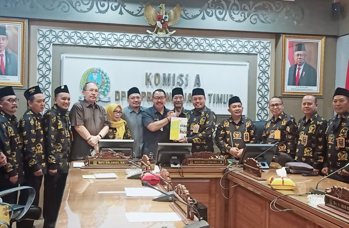 Perkuat Sinergi, Anggota BPD se-Jatim Temui Dewan