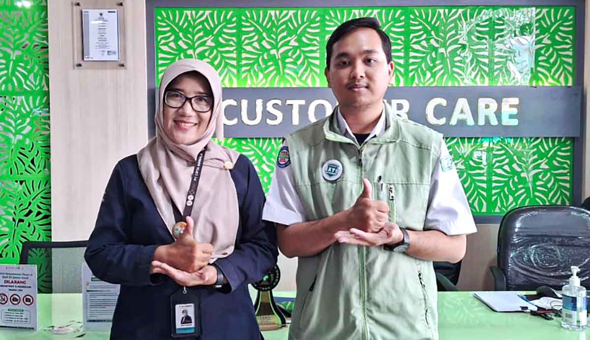 Petugas dari BPJS Kesehatan.