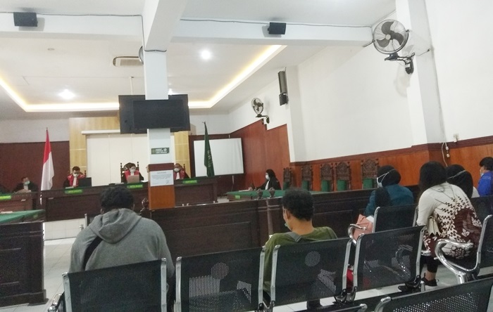 Pelaku Pembakar Mobil Alphard Milik Via Vallen Divonis Enam Tahun Penjara