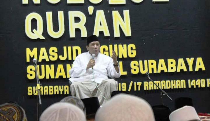 Situasi Politik Panas, Kiai-Habaib Doakan Bangsa di Malam Nuzulul Qur'an