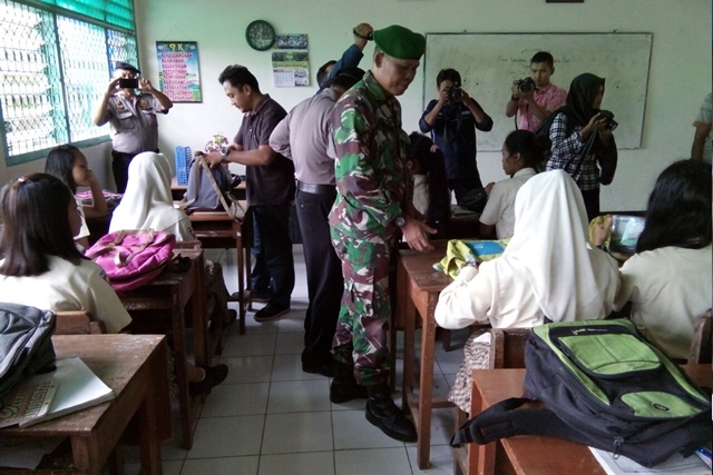 Cegah Kenakalan Pelajar, Polsek-Koramil Ngantru Gelar Operasi Tumpas