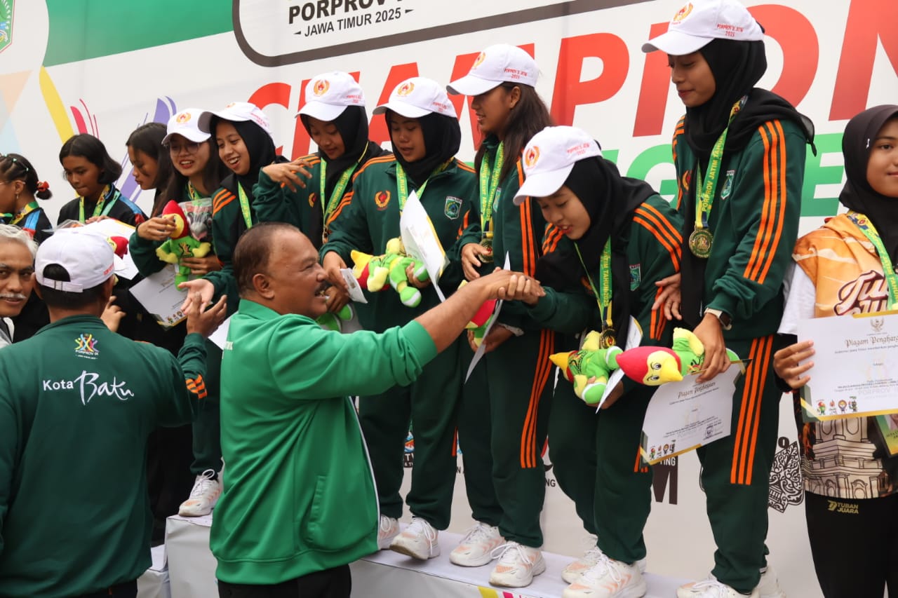 Tim Arung Jeram Putri Kota Batu Raih Medali Emas Pertama di Porprov IX Jatim