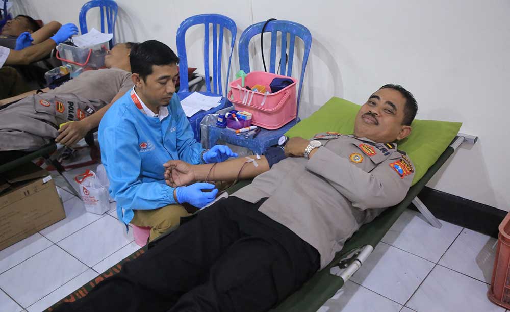 Peringati Hari Bhayangkara ke-78, Polres Madiun Adakan Donor Darah