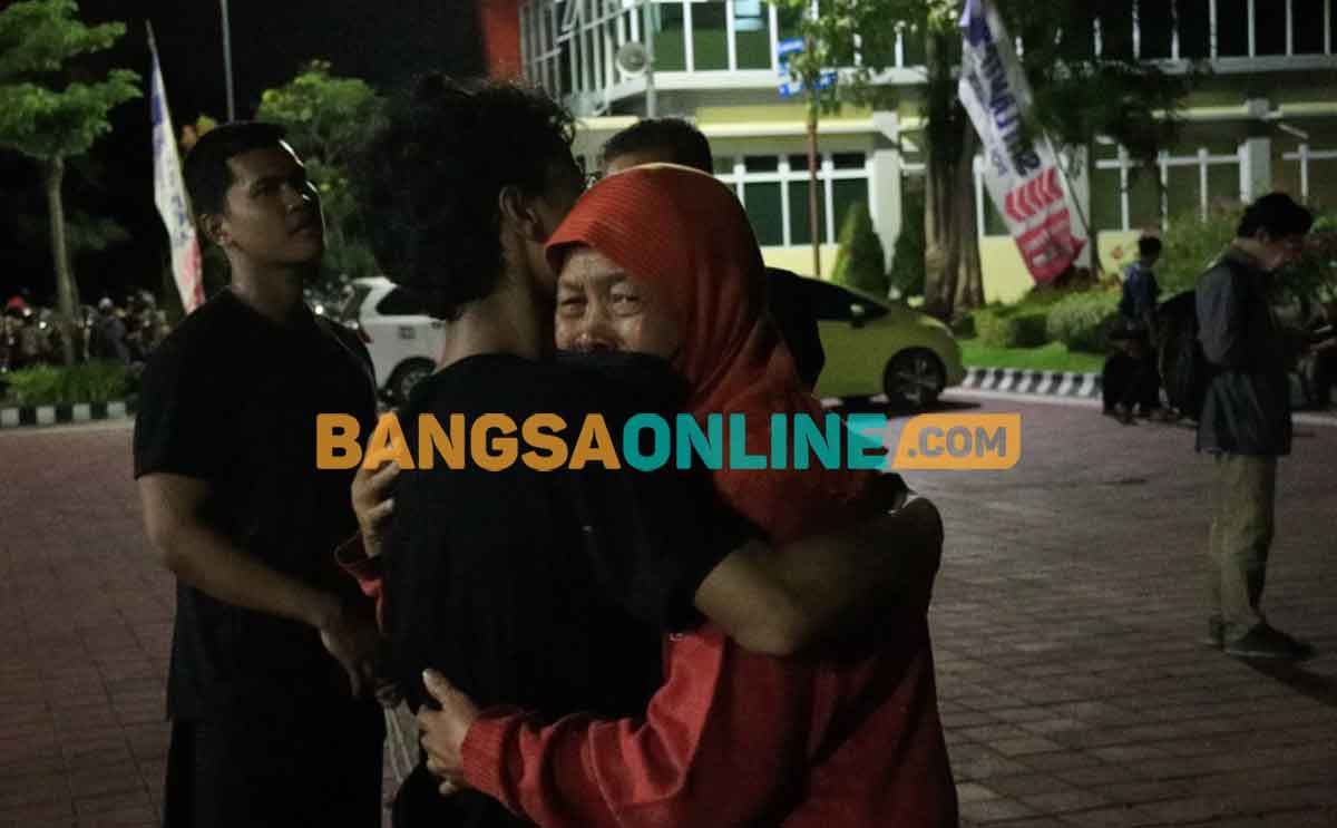Dijemput Orang Tua, Polres Gresik Pulangkan 26 Pesilat