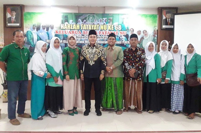 Fatayat NU Pamekasan Terima 13 Unit Sepeda Motor dari Pemprov Jatim