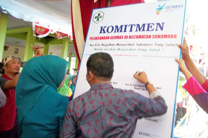 TP PKK Nganjuk Canangkan Germas di Sukomoro