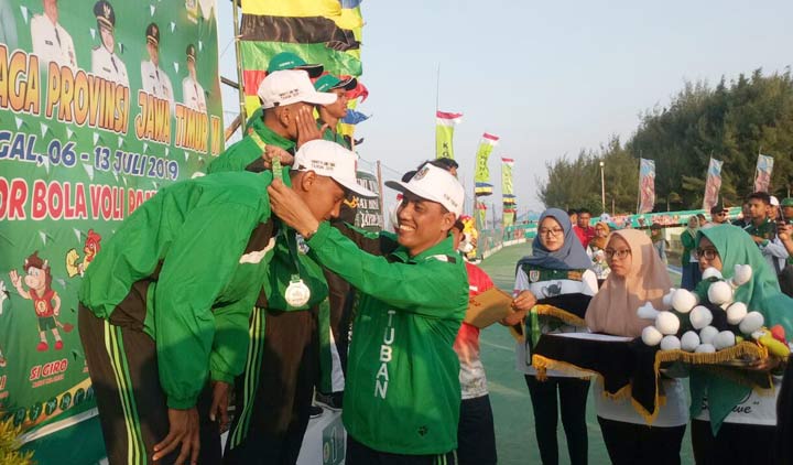 Cabor Voli Pantai Sumbang Perak dan Perunggu di Porprov VI Jatim