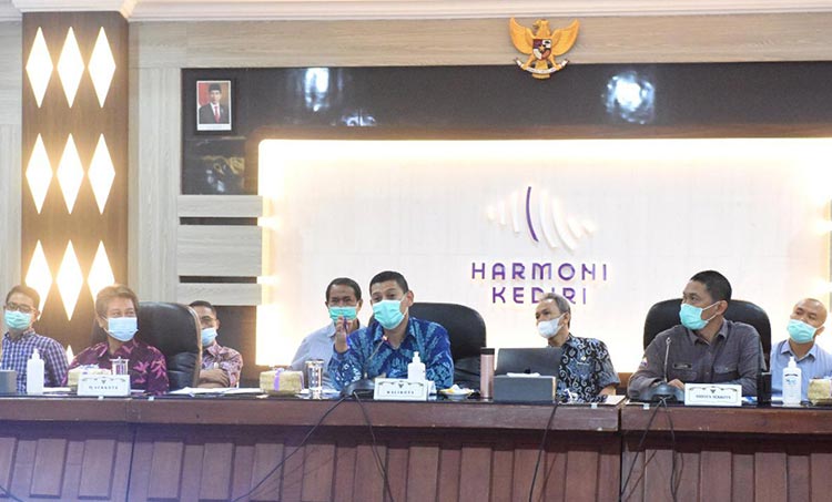 Wali Kota Kediri Minta Pengusaha Patuhi Aturan PPKM