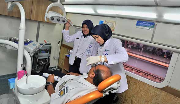 FASILITAS: Sejumlah fasilitas yang ada di dalam Rail Clinic. foto: antara