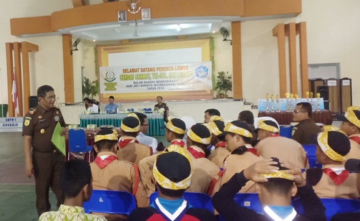 Peringati HAKI, Kejari dan Dindik Sidoarjo Gelar Cerdas Cermat SMP