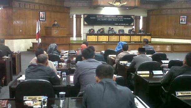 Paripurna LKPJ Bupati Tuban, Pansus DPRD Beri 8 Rekomendasi