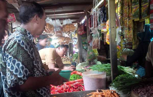 Cegah Pedagang Nakal, Pemkab Tuban Sidak Pasar