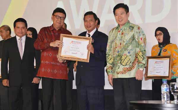 Peningkatan Ekonomi Tinggi, Tuban Raih Penghargaan IAI