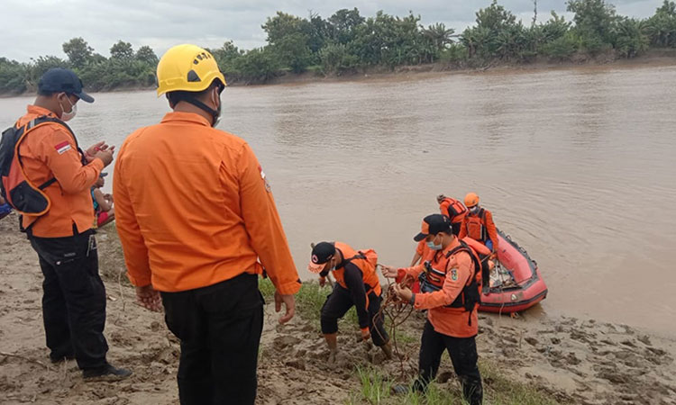 Terseret Arus Bengawan Solo, Petani di Tuban Dinyatakan Hilang