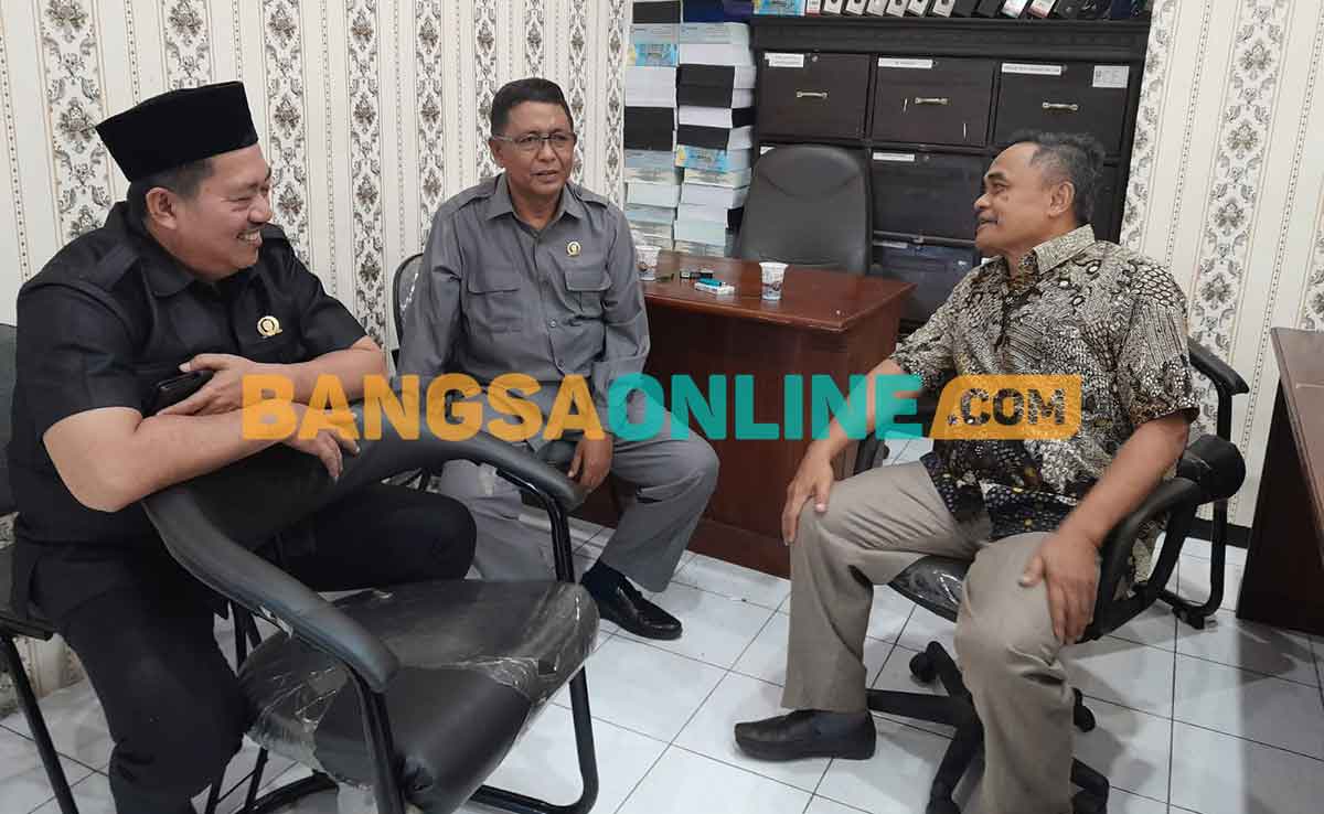 Patuhi Pesan Kiai As'ad, 3 Fraksi di DPRD Situbondo Usul Tembok Tambak Ditertibkan