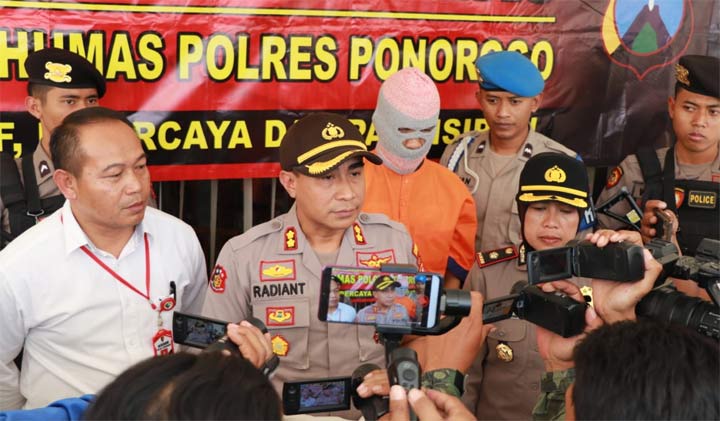 Polisi Bekuk Tersangka Pembunuhan di Jembatan Galok, Korban Dicekik Karena Hamil 5 Bulan