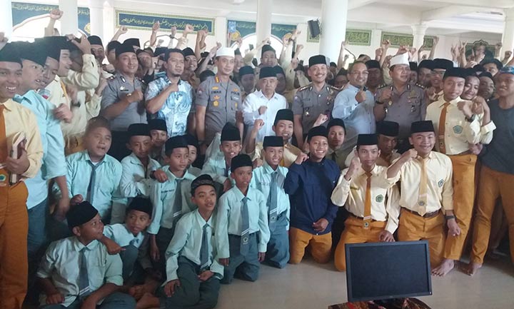 Menyesal, Mantan Teroris Nasir Abbas Testimoni di PP Amanatul Ummah