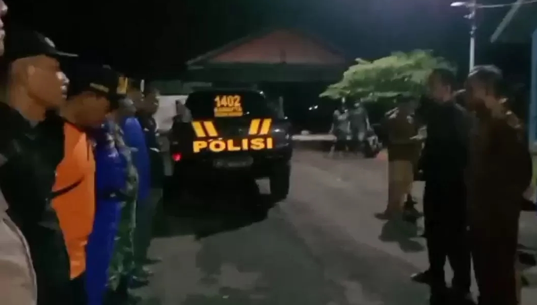 Bocah 9 Tahun Hanyut di Kali Asinan Lamongan Ditemukan Meninggal, Sang Ibu Sempat Terjun ke Sungai
