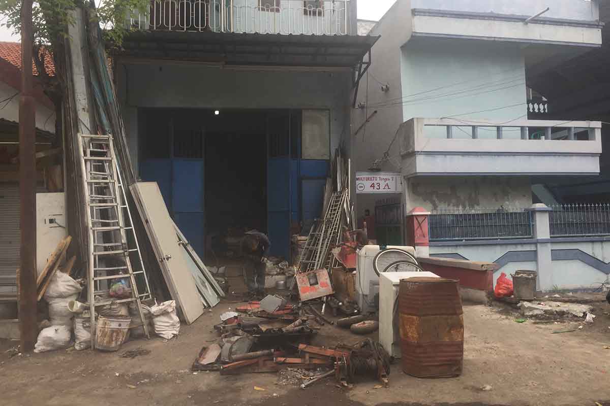 Usai Tangkap 3 Pencuri Drainase di Surabaya, Polsek Gubeng Lanjutkan Penyelidikan