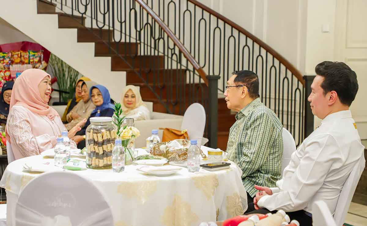 Pesan Gubernur Khofifah ke Bos Maspion Group: Jangan Ada PHK di Jawa Timur