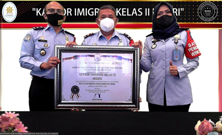 Raih Predikat WBK, Imigrasi Kediri Pastikan Peningkatan Pelayanan Publik Dirasakan Masyarakat