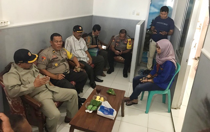 DPRD Jember saat sidak di PT. Bangun Indopralon Sukses (BIS) di Jalan Wolter Monginsidi.