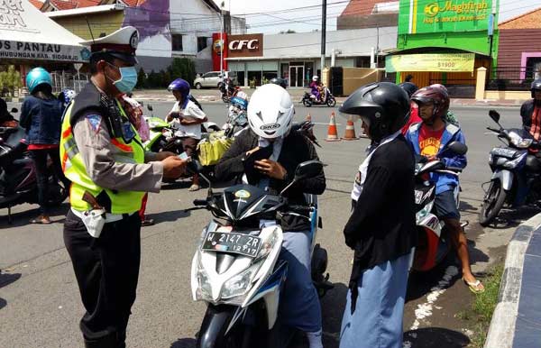 Polresta Sidoarjo Gencarkan Operasi Pelajar Bersepeda Motor