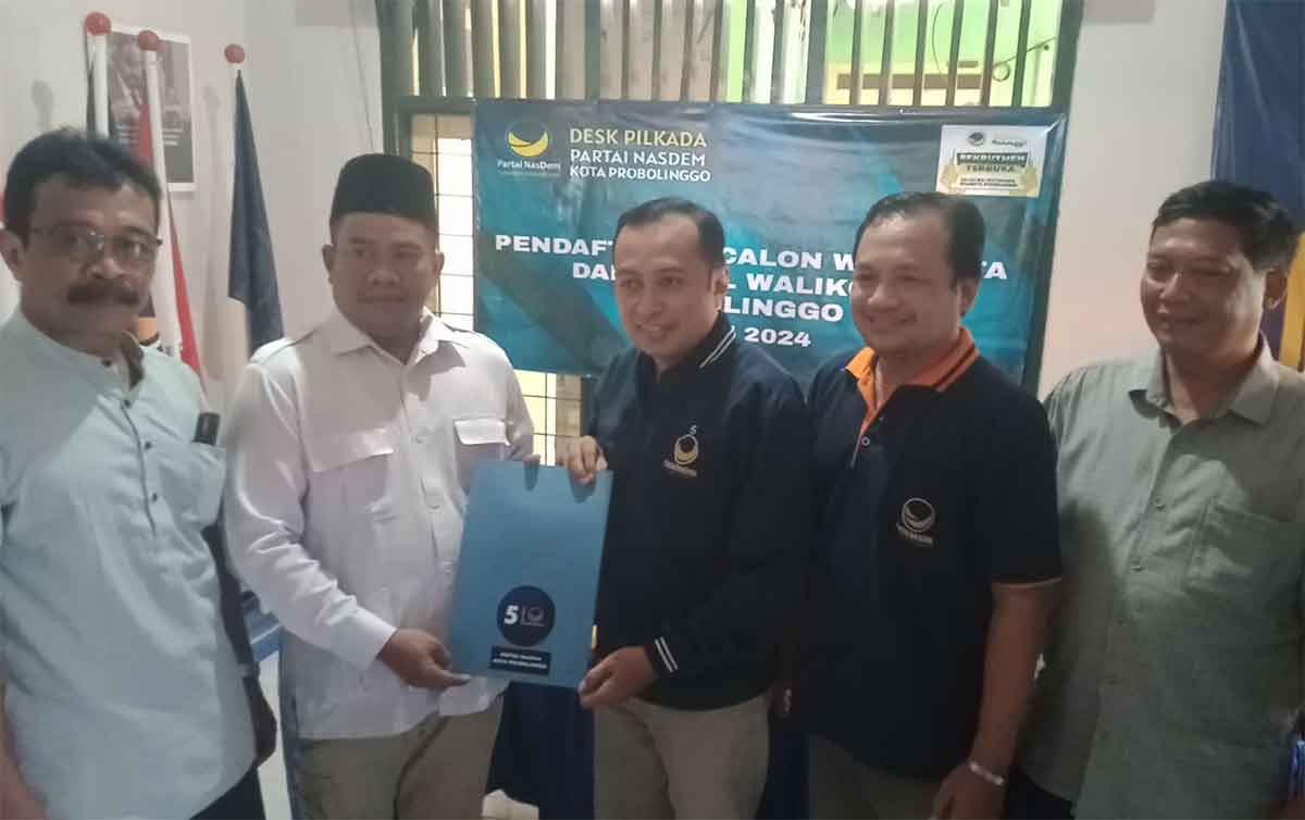 Pilwali Probolinggo 2024, Aminudin dan Ina Ambil Formulir ke NasDem