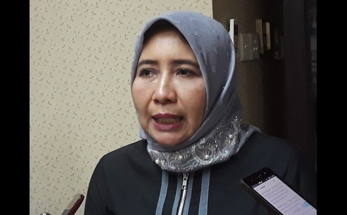 Anik Maslachah, Ketua Komisi C DPRD Jatim. Foto: DIDI R/BANGSAONLINE