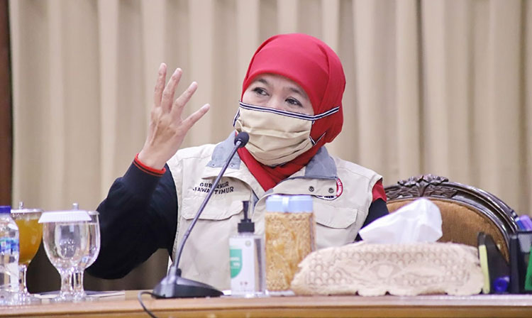 Semeru Erupsi, Gubernur Khofifah Instruksikan Percepat Pengiriman Bantuan Bagi Warga Terdampak