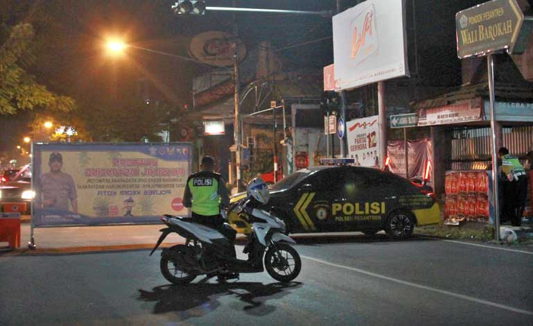 Hari Kedua PPKM di Kota Kediri: Jalanan Sepi, Warga Pilih Berdiam di Rumah