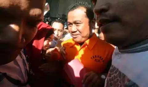 Resmi ditahan, Bupati Ojang Minta Maaf ke Warga Subang