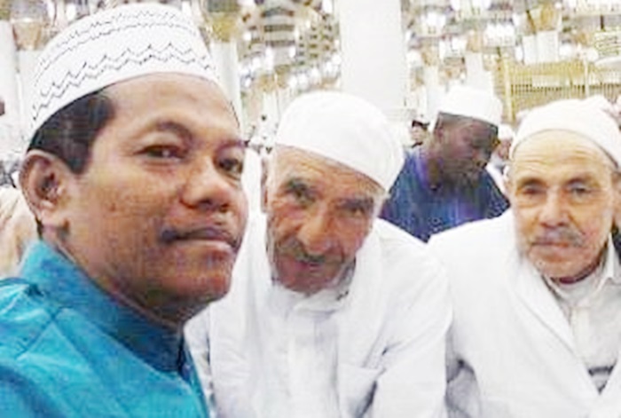 Menjelang Wafat, di Kening Wartawan Senior itu Bersinar Cahaya