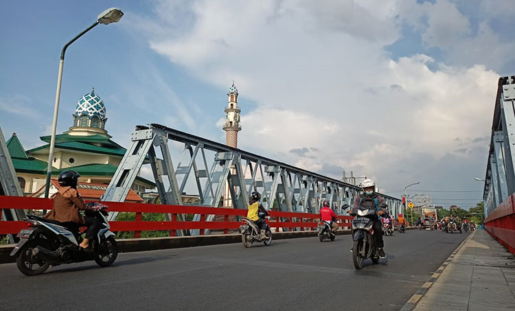 Segera Direkonstruksi, Jembatan Bandar Ngalim Akan Dibuat 4 Lajur