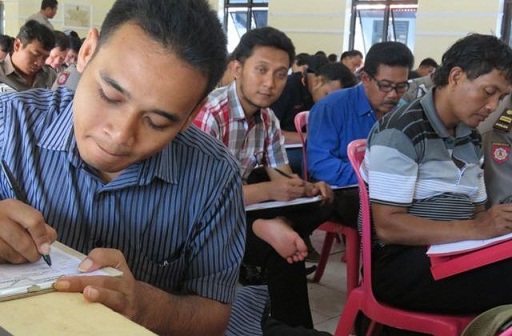 Sejumlah personel polisi Pacitan saat mengikuti ujian psikotes. Foto: tio/HB.?