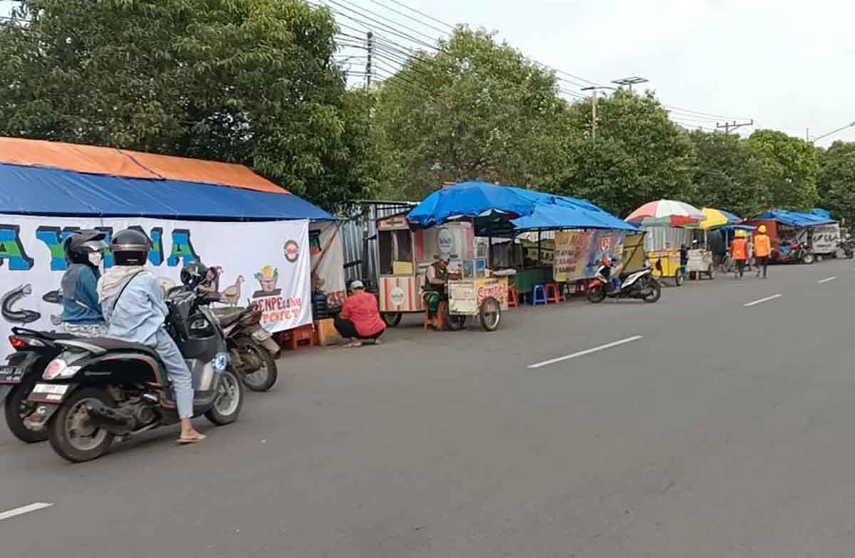 Proyek Revitalisasi GOR Tuban Molor, Sejumlah Pedagang Terdampak