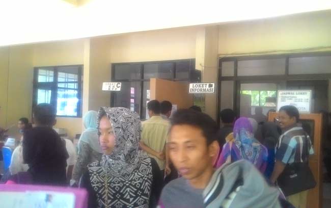 Banyak Calo 'Berkeliaran', Kepala Dispendukcapil Jombang Ngaku Tak Bisa Berbuat Banyak