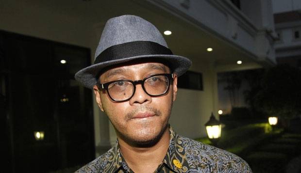 Disebut Pengkhianat, Andi Widjajanto Berterimakasih pada Effendi Simbolon