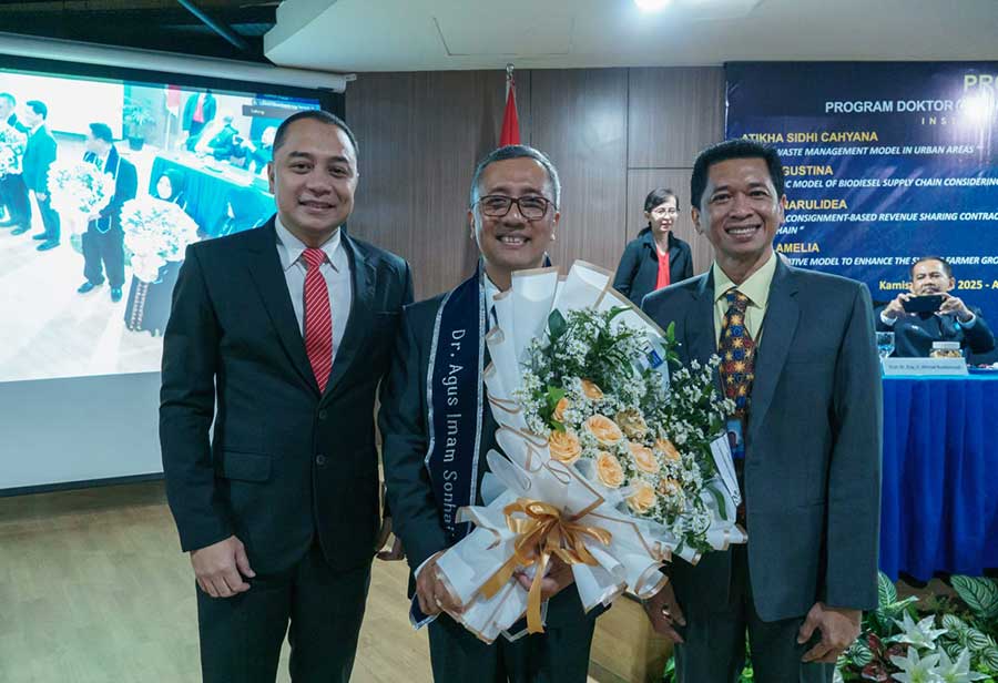 Asisten II Kota Surabaya Raih Doktor di ITS