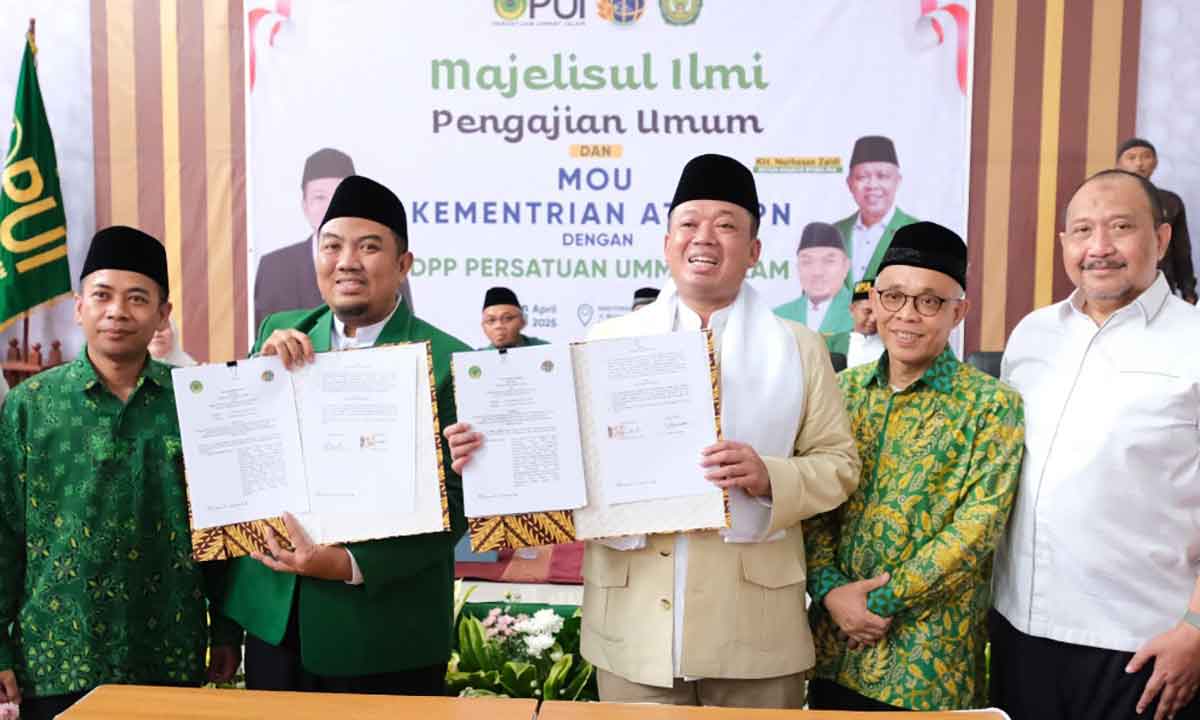 Menteri ATR/BPN dan Ketua DPP PUI Teken MoU, Dorong Pemanfaatan Tanah Wakaf Produktif