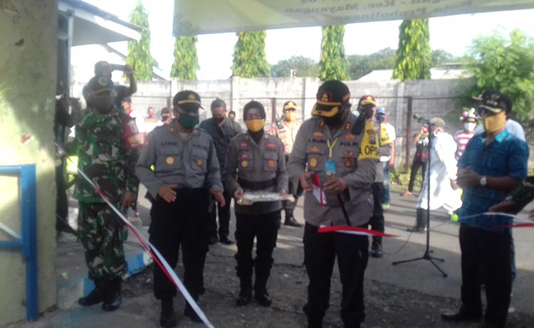 Kapolres Probolinggo Kota, AKBP Ambaryadi Wijaya saat me-launching Kampung Tangguh Covid-19.